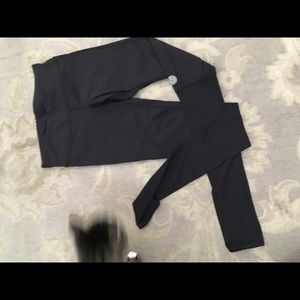Black splits 59 for pure barre leggings